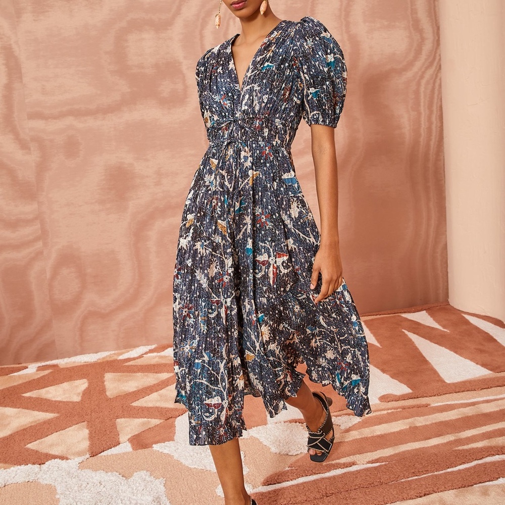 Ulla Johnson Thelma Dress in Jet lightweight midi puff sleeve v-neck